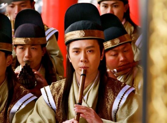 《后宫》冯绍峰安以轩刘庭羽三角正当时(图)