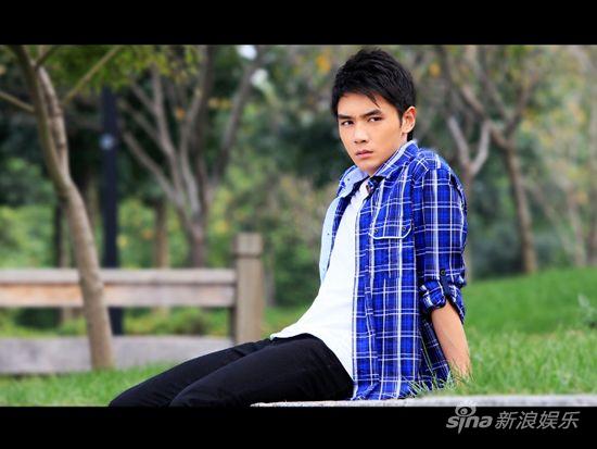 《完美丈夫》即将与观众见面,剧中霍政谚饰演的林东胜年轻有为,英俊