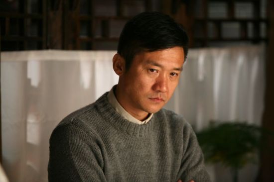 大型当代怀旧情感剧《家常菜》已完美收关,因其精良的制作,演员出色的