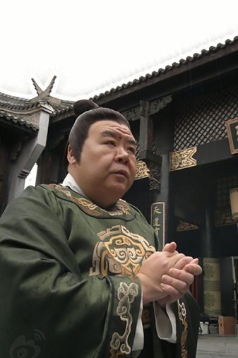 浏览原图 郑则仕《七品芝麻官》剧照   新浪娱乐讯 古装电视剧《七品