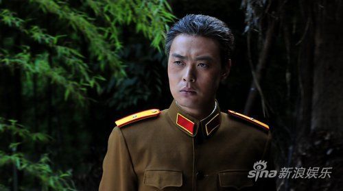 张桐饰演程牛儿 新浪娱乐讯 电视剧《红槐花》播出以来,从地面到卫视