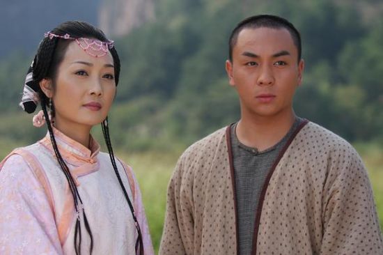 《盖世英雄方世玉》央视一套开播 演员武星加盟