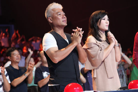 巫启贤两度泪洒《你最有才》 做评委展现真性情