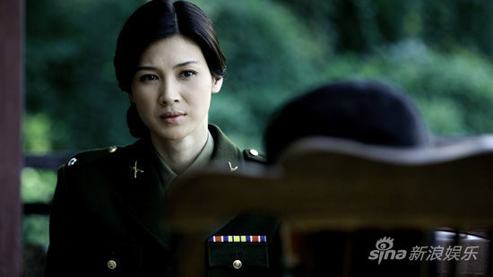 《断刺》拍摄艰辛播出喜人 童蕾百变穿足戏服_手机新浪网
