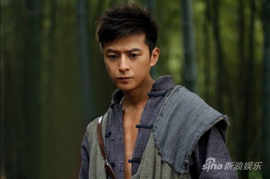 朱雨辰《红色黎明》热拍 演绎土匪的情感纠葛