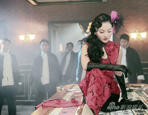 《女子炸弹部队》打造战地"女人帮"受热捧