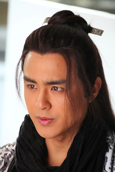 《美人天下》明道演绎戏法师拓展全新戏路