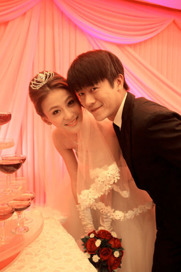 邱枫扮演者曹璐结婚了图片