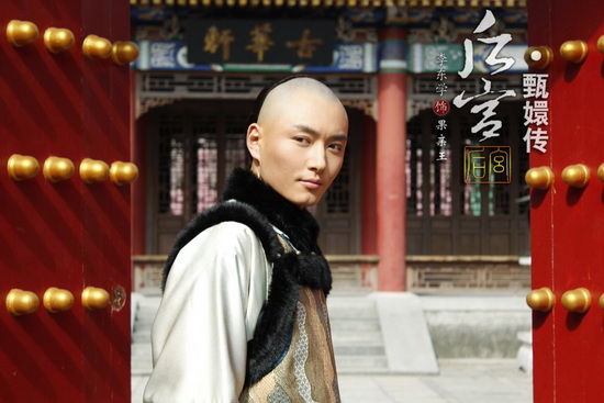 李东学(微博)等领衔主演,根据流潋紫同名热门小说改编的清廷古装大戏