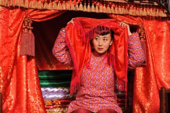 新浪娱乐讯 日前传奇史诗电视剧《大矿山》已杀青,石琳再度领衔