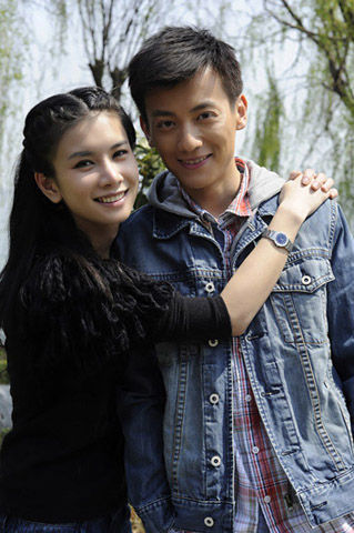 《国门英雄》收视创奇迹 王笛称不枉辛苦付出