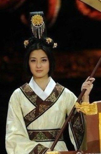 小品《荆轲刺秦》宫女