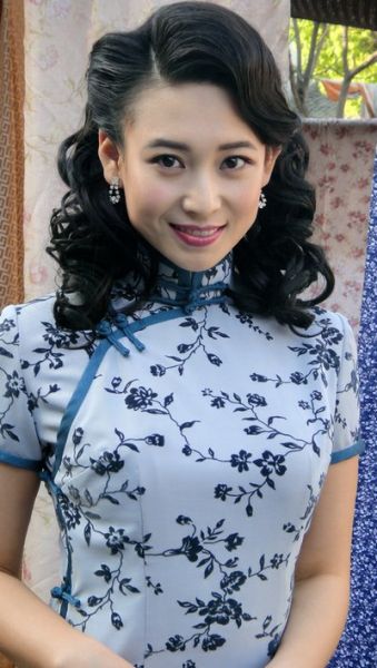 宁丹琳(微博)2012年可谓新作不断,近日,由她主演的抗战题材电视剧《杀