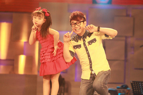 中日混血柳泽绿优与大鹏可爱五连拍