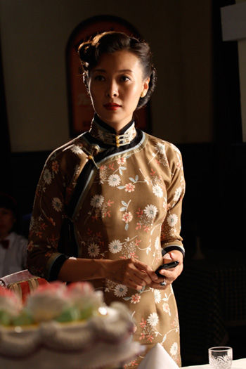 柯蓝扮演何玉姝 新浪娱乐讯 近日,由黄志忠,柯蓝(微博)主演的反映中国