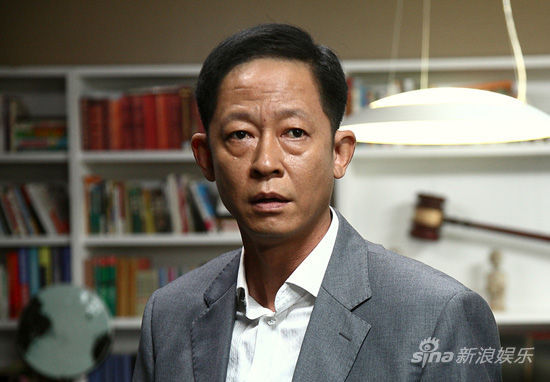 张仲平在《青瓷》末尾走上救赎之路