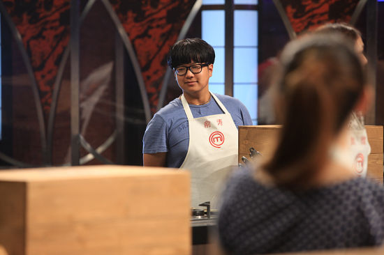 《顶级厨师》西瓜小胖烧西瓜羹遭揶揄