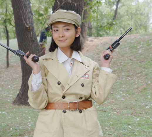 浏览原图 崔波剧照 浏览原图 崔波   新浪娱乐讯 由实力派演员崔波