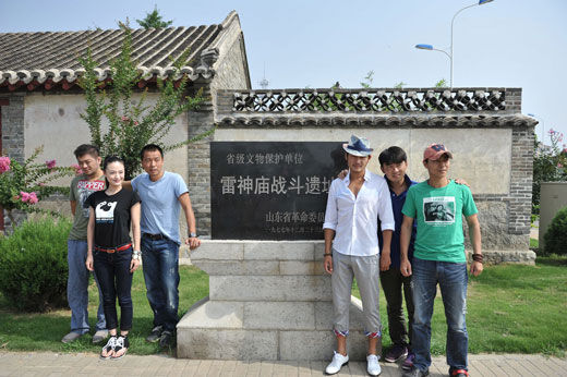 刘国彤导演,王挺(微博),于越(微博),孙鹏滨,鲍鲲,齐峰,纪永清等主演