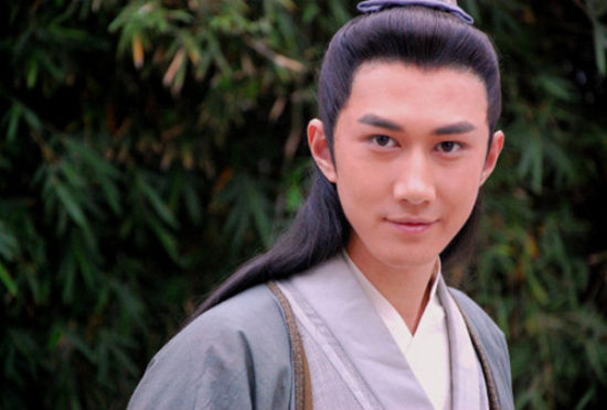 《活佛济公》获赞 何明翰陈浩民情敌变兄弟