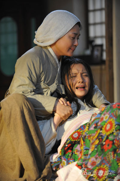 还是首次在电视剧中饰演妈妈