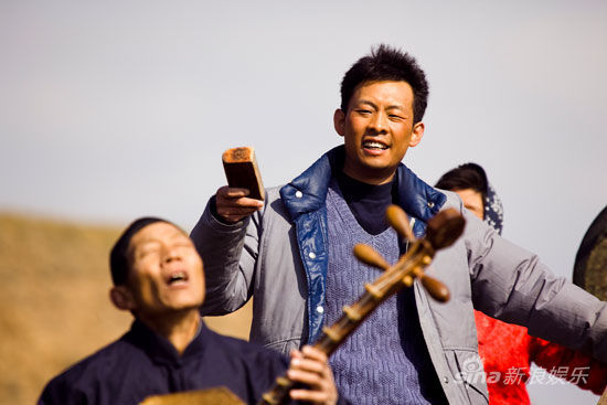 《温州一家人》热播 张译献唱最老摇滚乐