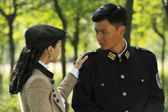 该剧由刘佩琦,于滨,李雯雯,颜丹晨[微博]等众多实力演员联合领衔,讲述