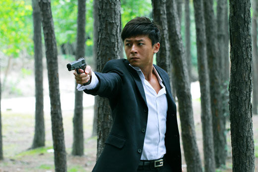 在山东卫视正在热播的电视剧《冷风暴》中,朱雨辰[微博]却摇身一变