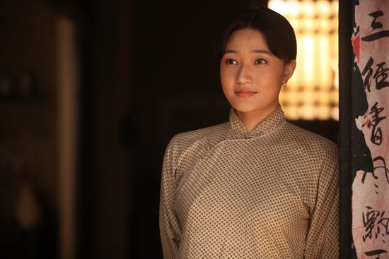 25 17:36:55 新浪娱乐 阎娜饰演李秀玲 《民兵葛二蛋》黄渤,阎娜剧照