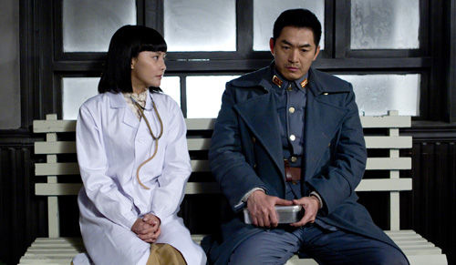 马雅舒朱泳腾《枪火》演绎刀尖抗战