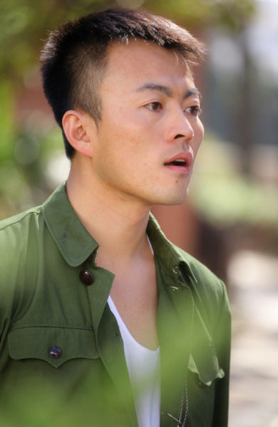 由王雷[微博],曾泳醍[微博],林家川,沈佳妮,刘莉莉,孙松主演的电视剧