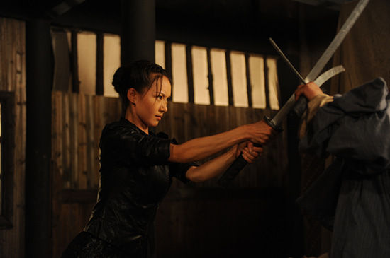 刘丛丹《枪花》演绎特工弑父救国