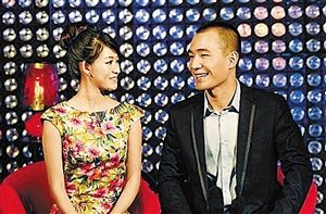 吴子恩仵江牵手感动全场