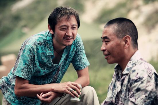 《铁腕行动》剧照安泽豪演卧底 