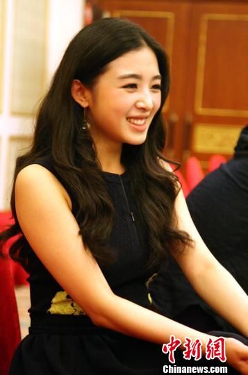 《因为爱情有多美》张含韵倒追男委屈
