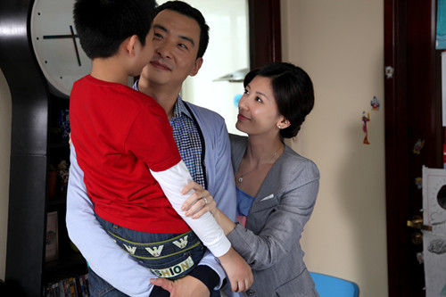 郝平贾静雯组成“幸福之家”