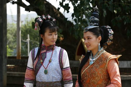 《茶颂》“小女人”齐变“女汉子”