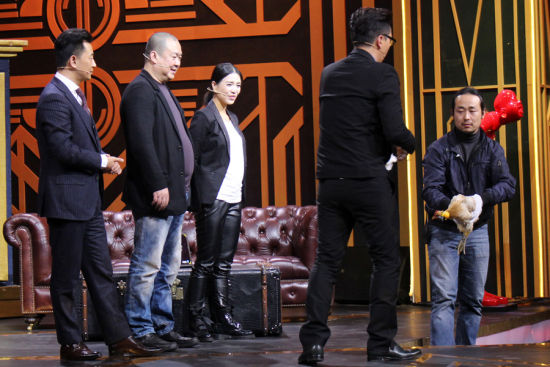 《全民奥斯卡》现场把玩“鸡”坦尼康，爆笑全场