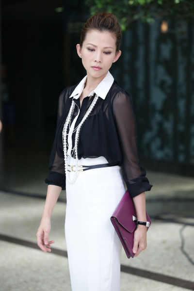 潮装演绎新时代职场女性