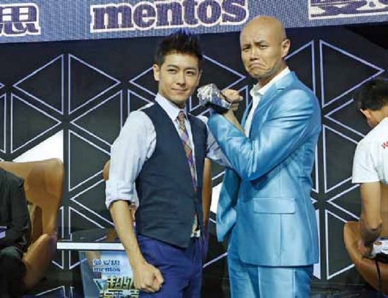 2014年，《超级演说家》第二季独家冠名费为4500万元。