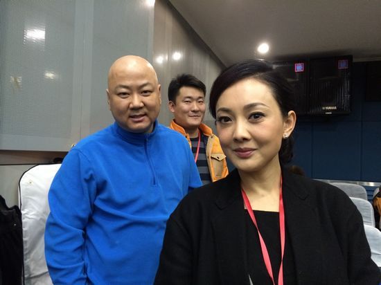 导演李伯男携手郭冬牛莉打造春晚小品《人到礼到》