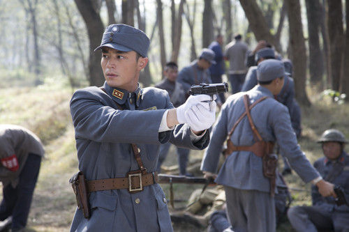 霍建华杨紫合唱《战长沙》