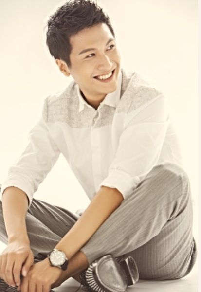 护士节刘硕携《天使的微笑》致敬护士