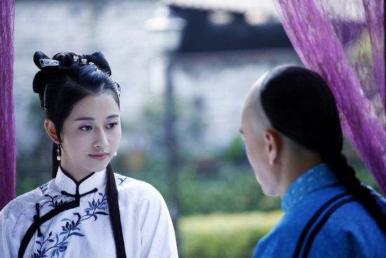 陈雅丽饰演“江琳儿”