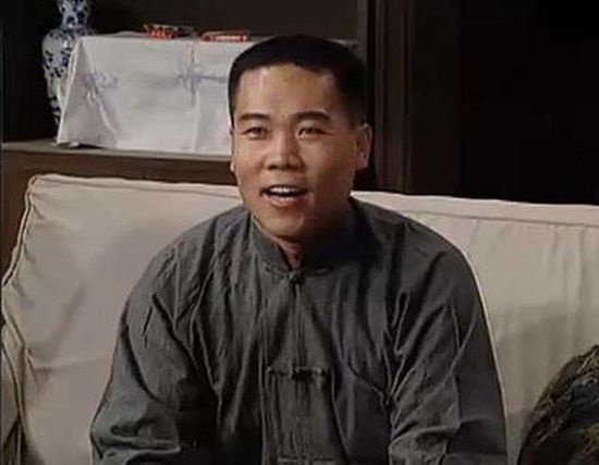 电视剧《我爱我家》剧照，司马南客串角色。