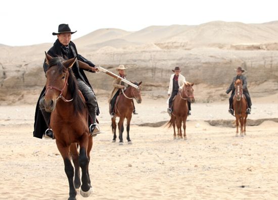 《大漠枪神》剧照