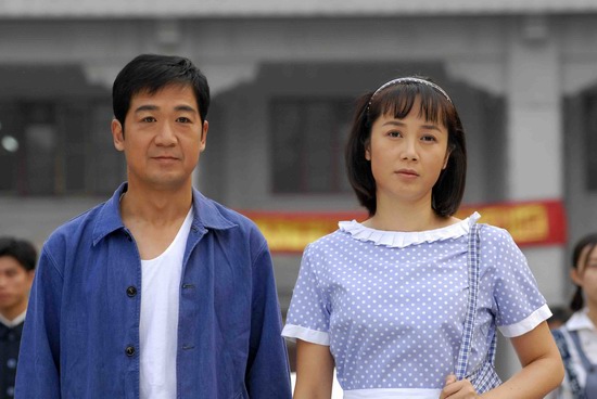 组图:张国立蒋雯丽主演《金婚》北京紧张拍摄