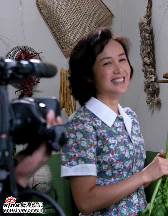 蒋雯丽演70年代女性端庄美丽观众期待 组图 手机新浪网 蒋雯丽演70年代女性端庄美丽观众期待 组图 手机新浪网