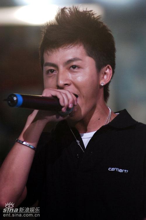 "我型我show"音乐剧专题 正文  新浪娱乐讯 6月19日晚,2007我型我秀