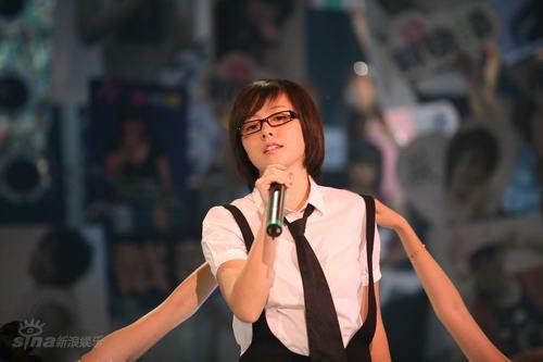 图文:型秀20进15(上)--张小珏气质超清新